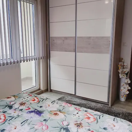 ап 5 с паркомясто, до центъра и морската градина Lejlighed Burgas City
